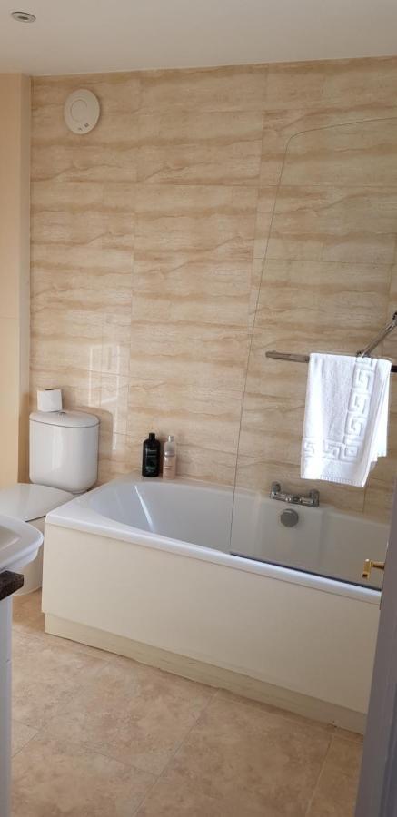 The Bakehouse Guesthouse ميدينهيد المظهر الخارجي الصورة